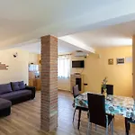 Apartmán By The Sea Porat, Krk - 19272 *