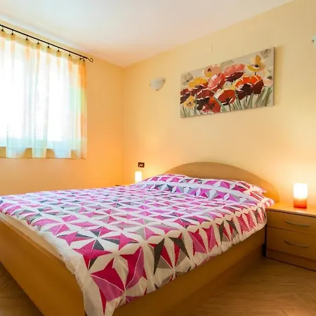 By The Sea Porat, Krk - 19272 Apartment