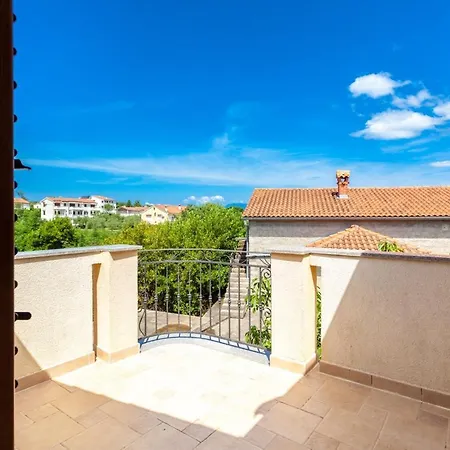 Apartment By The Sea Porat, Krk - 19272 *